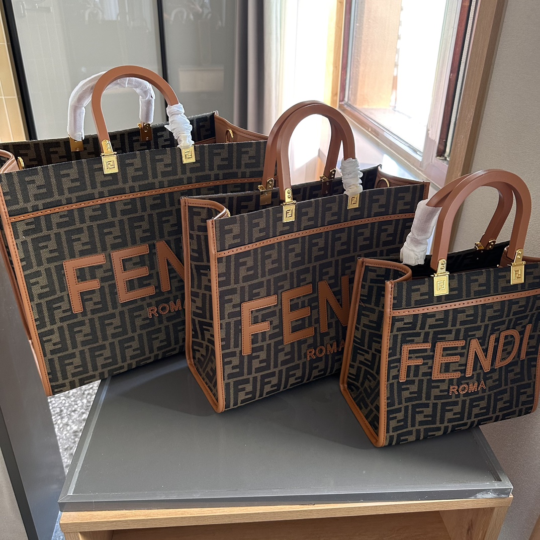 Fendi Peekaboo Bags Handbags