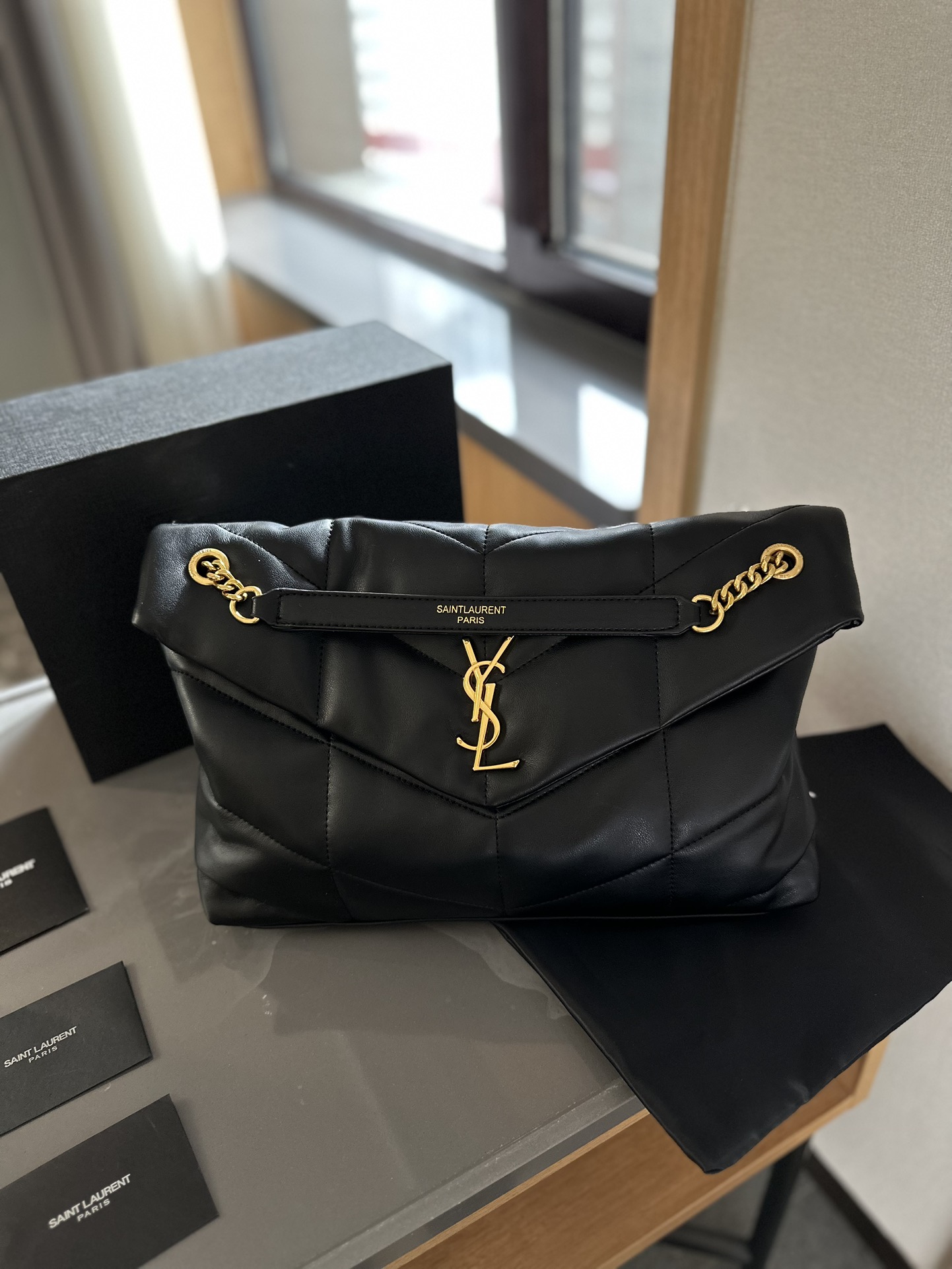 Yves Saint Laurent Sacs À Bandoulière & À Épaule Peau de mouton Loulou Puffer