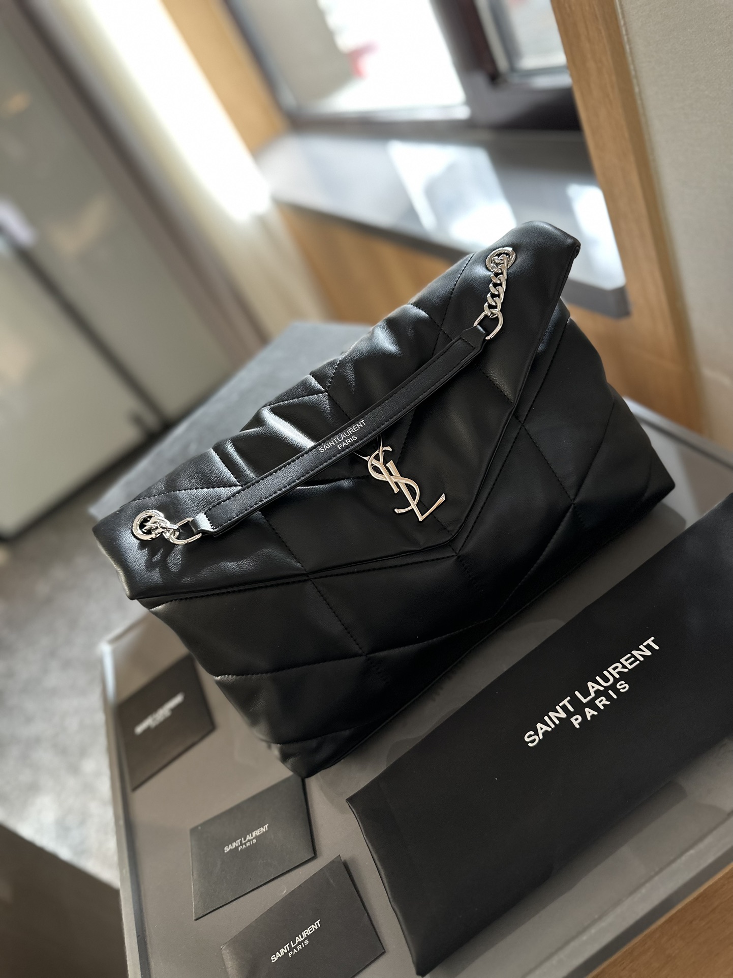 Yves Saint Laurent Sacs À Bandoulière & À Épaule Peau de mouton Loulou Puffer