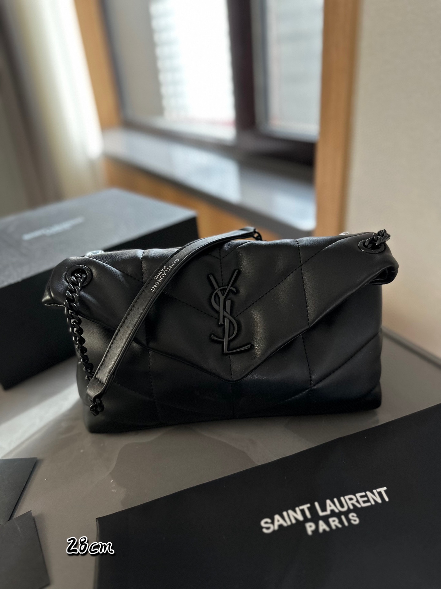 Yves Saint Laurent Sacs À Bandoulière & À Épaule Peau de mouton Loulou Puffer