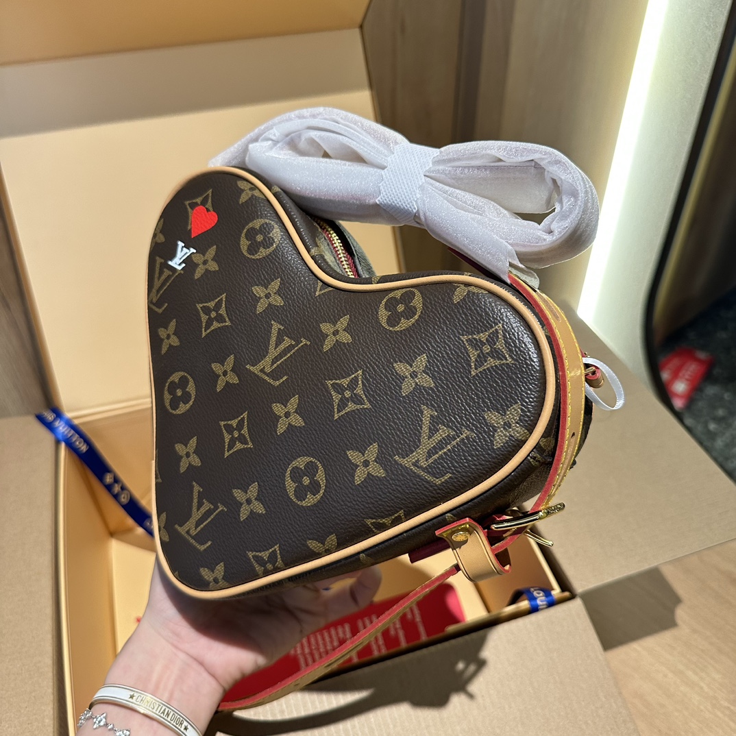 ️ HERMES Evelyn GM shoulder bag #QOED1I