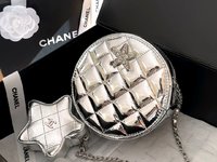 What
 Chanel Cylinder & Round Bags Patent Leather