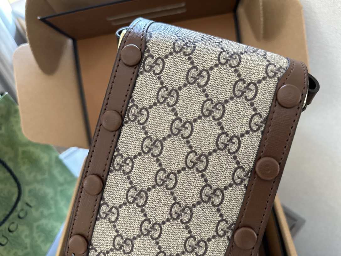 Gucci’s New Mini Phone Box: Stylish and Affordable Packaging Option - 图片 5