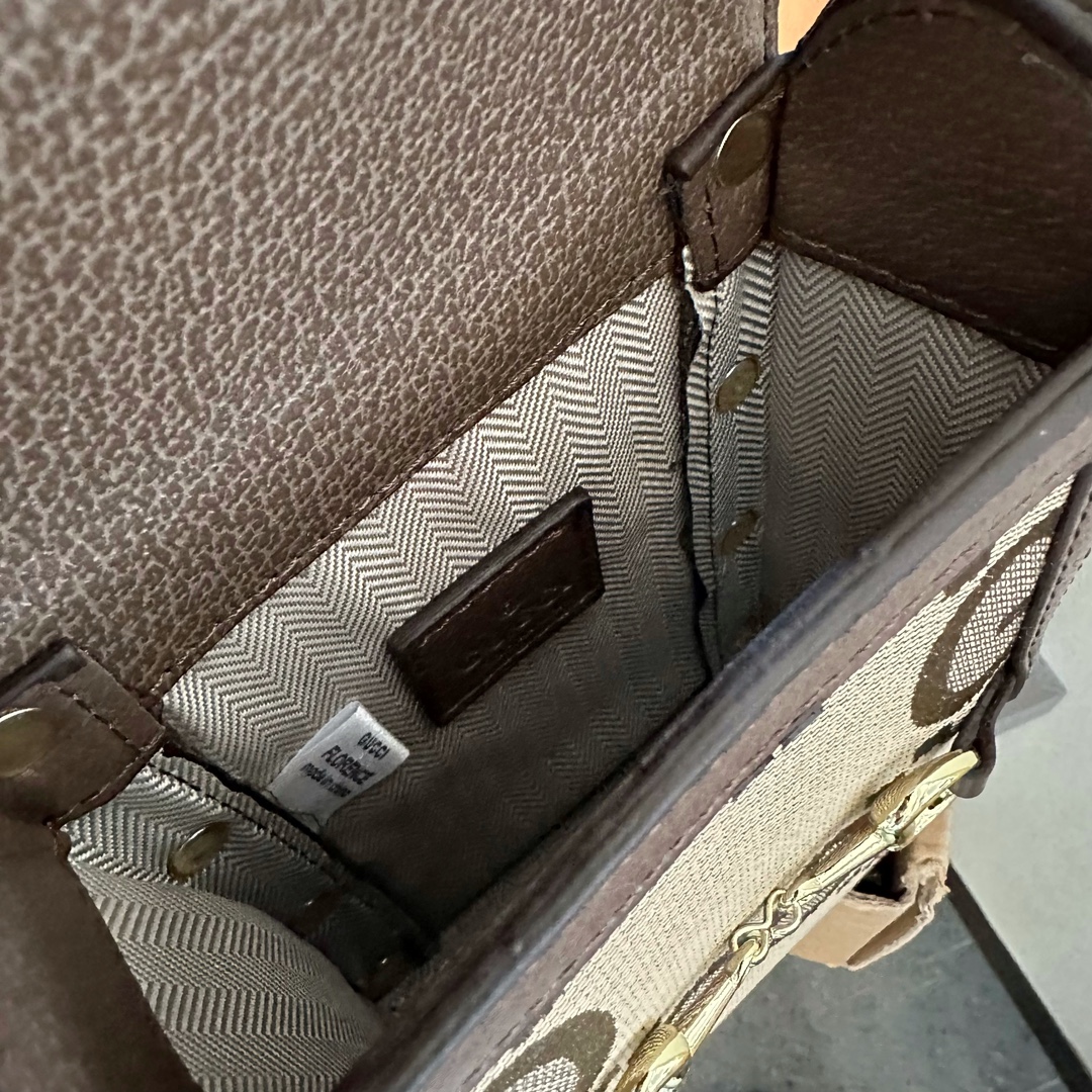 Gucci’s New Mini Phone Box: Stylish and Affordable Packaging Option - 图片 6