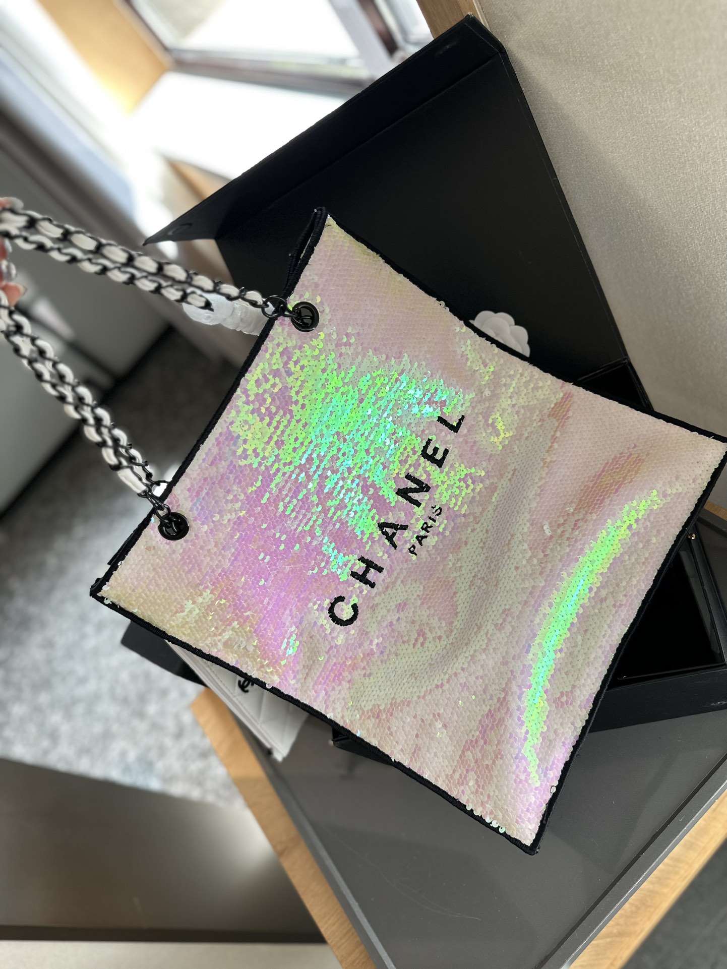 How to Find Designer Replica
 Chanel Tote Bags 1:1