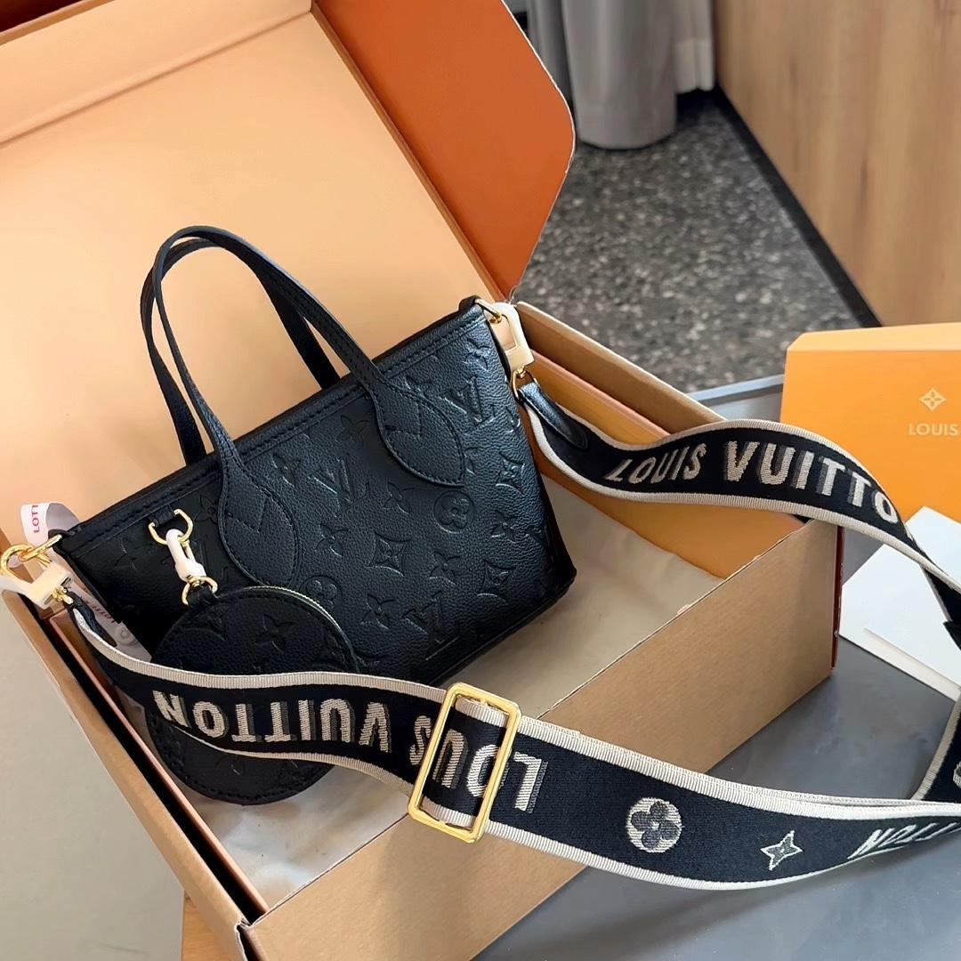 Louis Vuitton Mini Bags Tote Bags High Quality Designer Replica
 Weave Cowhide Mini
