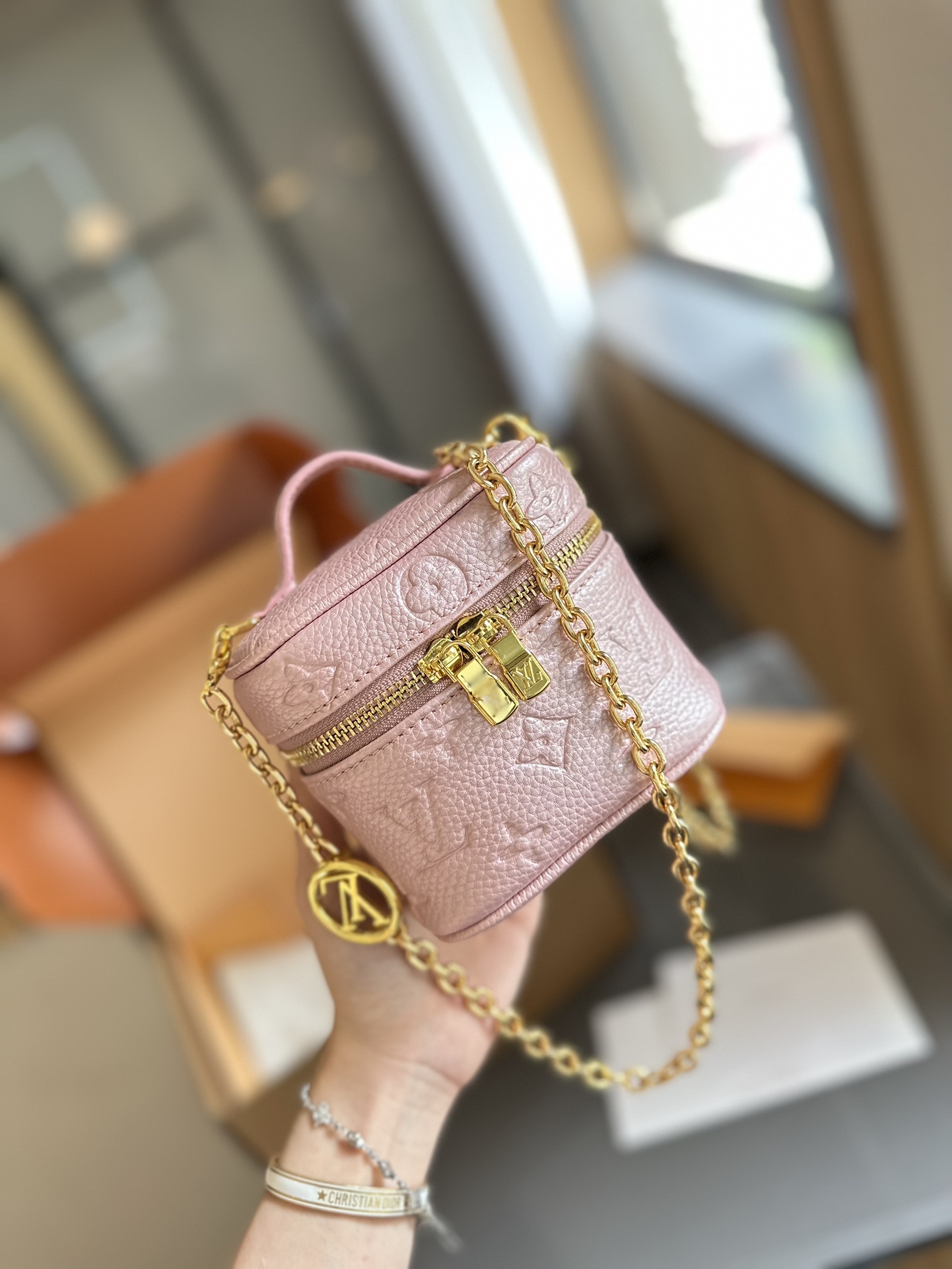 Louis Vuitton Cosmetic Bags Fashion Mini