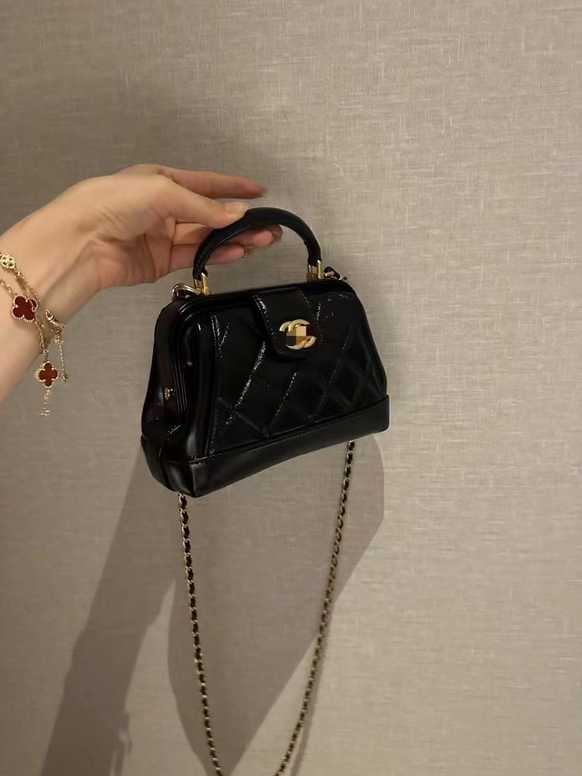 Yupoo Gucci Bags Watches Nike Clothing Jordan Yeezy Balenciaga Shoes
