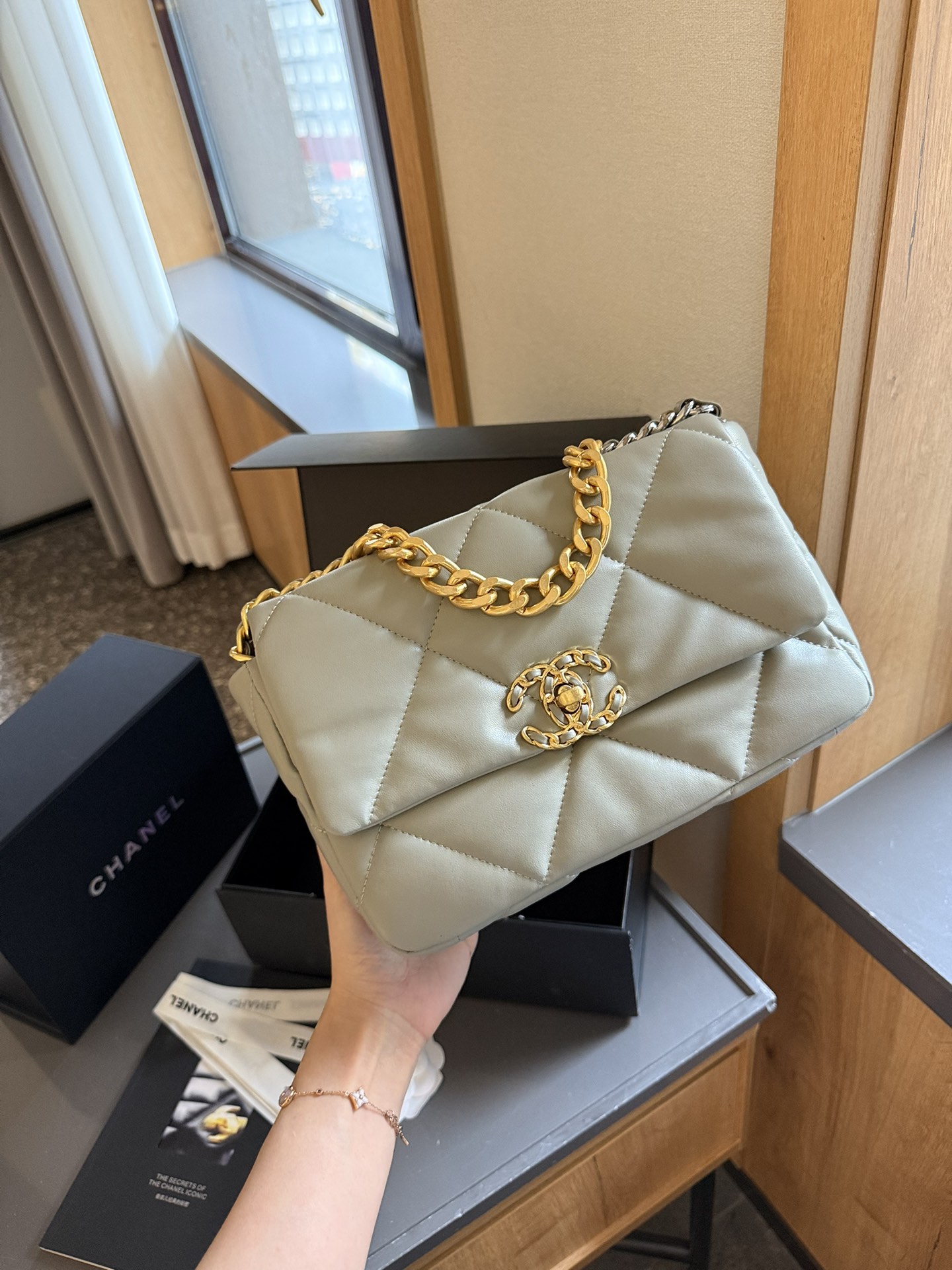 Yupoo Gucci Bags Watches Nike Clothing Jordan Yeezy Balenciaga Shoes
