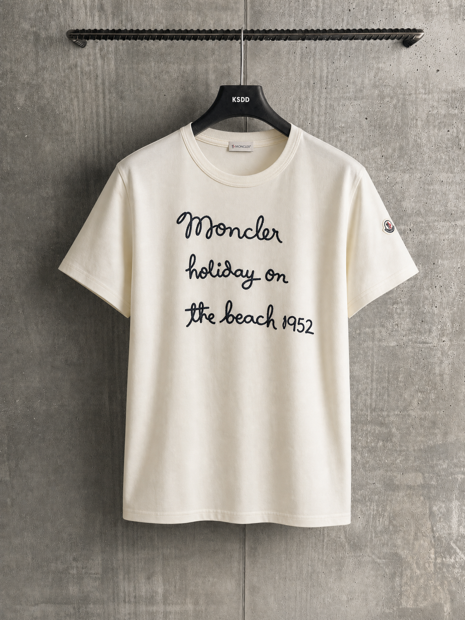 Moncler Monc 蒙口手写风刺绣短袖T