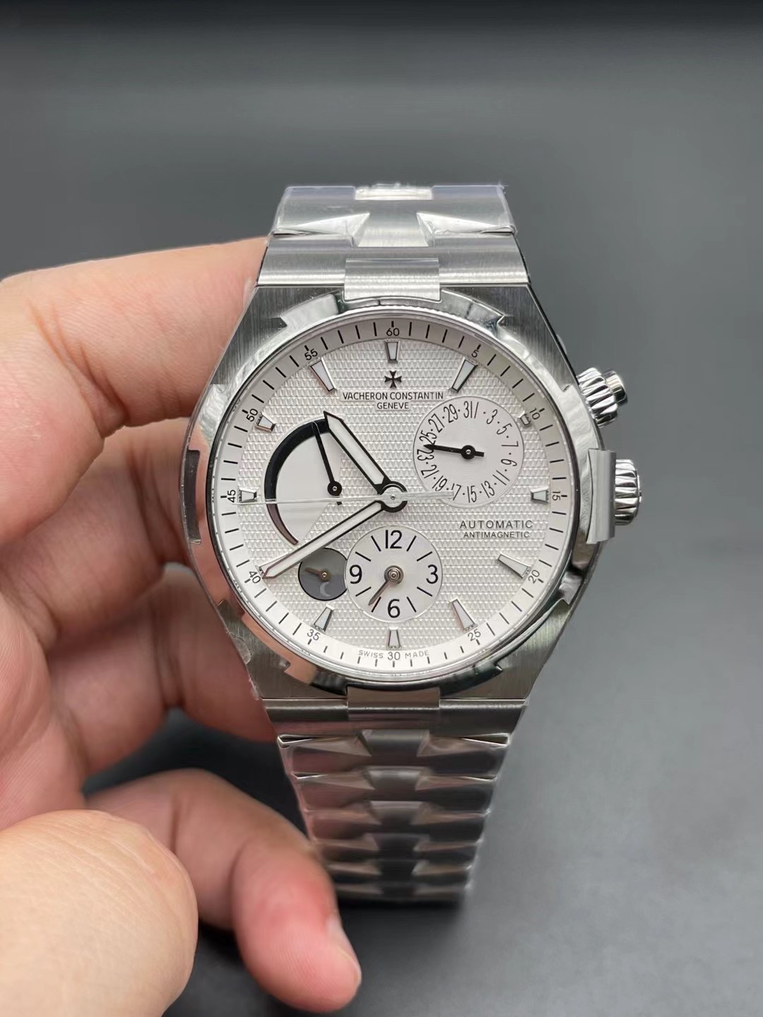 Las máquinas automáticas masculinas de Vacheron Constantin en todo el mundo