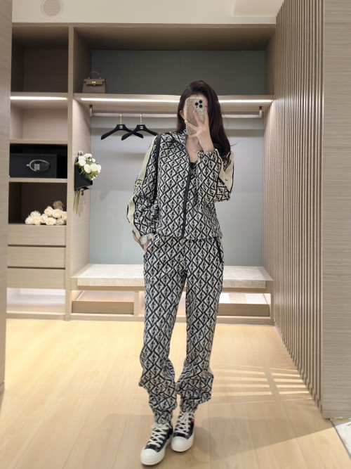 Fendi Women's Jacquard Logo Tracksuit Set - New Autumn/Winter Collection 1 Fendi Women's Jacquard Logo Tracksuit Set - New Autumn/Winter Collection