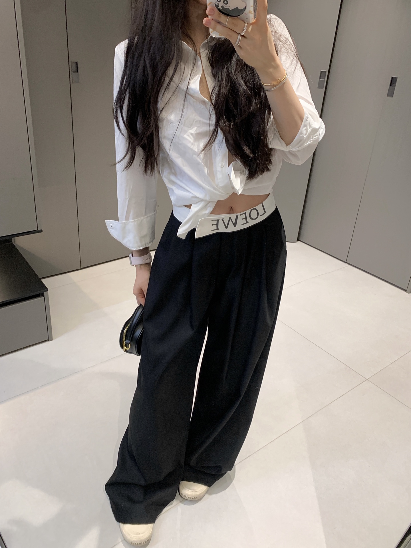 Loewe Women's Wide Leg Pants with Contrasting Logo Waistband - Stylish & Comfy 7 i1752580545202 4532 0 6
