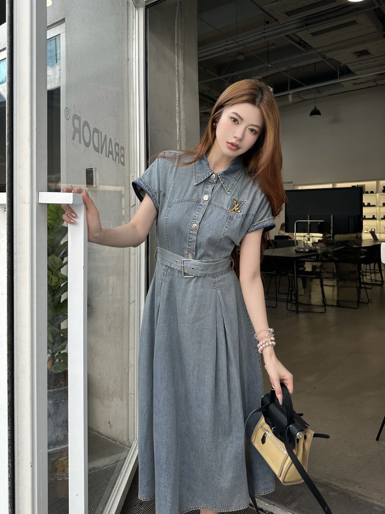 Louis Vuitton 2025SS Denim Midi Dress with Belt - Soft, Stylish, and Versatile 7 i1753627402573 8344 0 6
