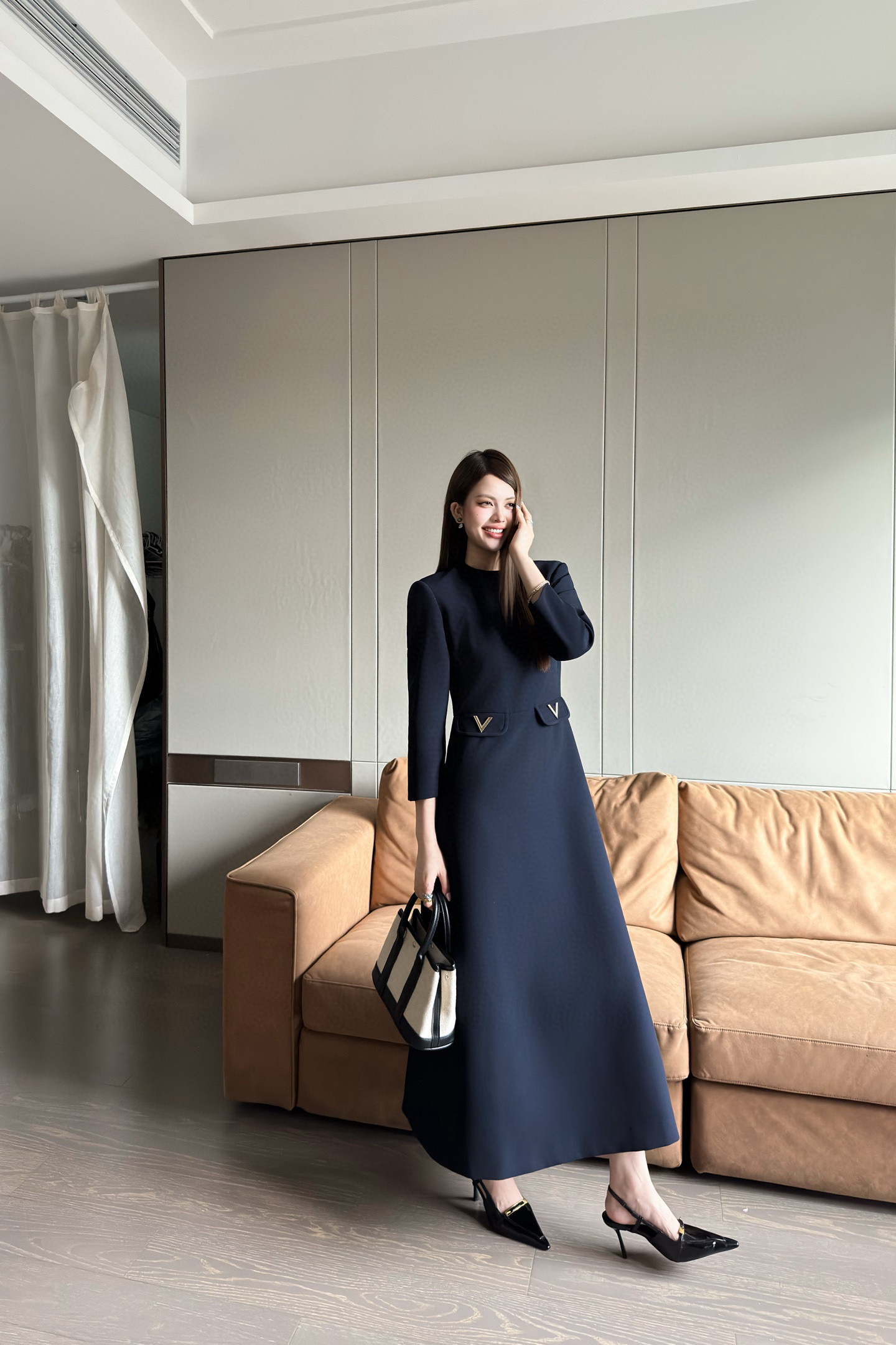 Valentino Long Sleeve Pocket A-Line Maxi Dress - Elegant and Chic 9 i1754218979822 7944 0 8