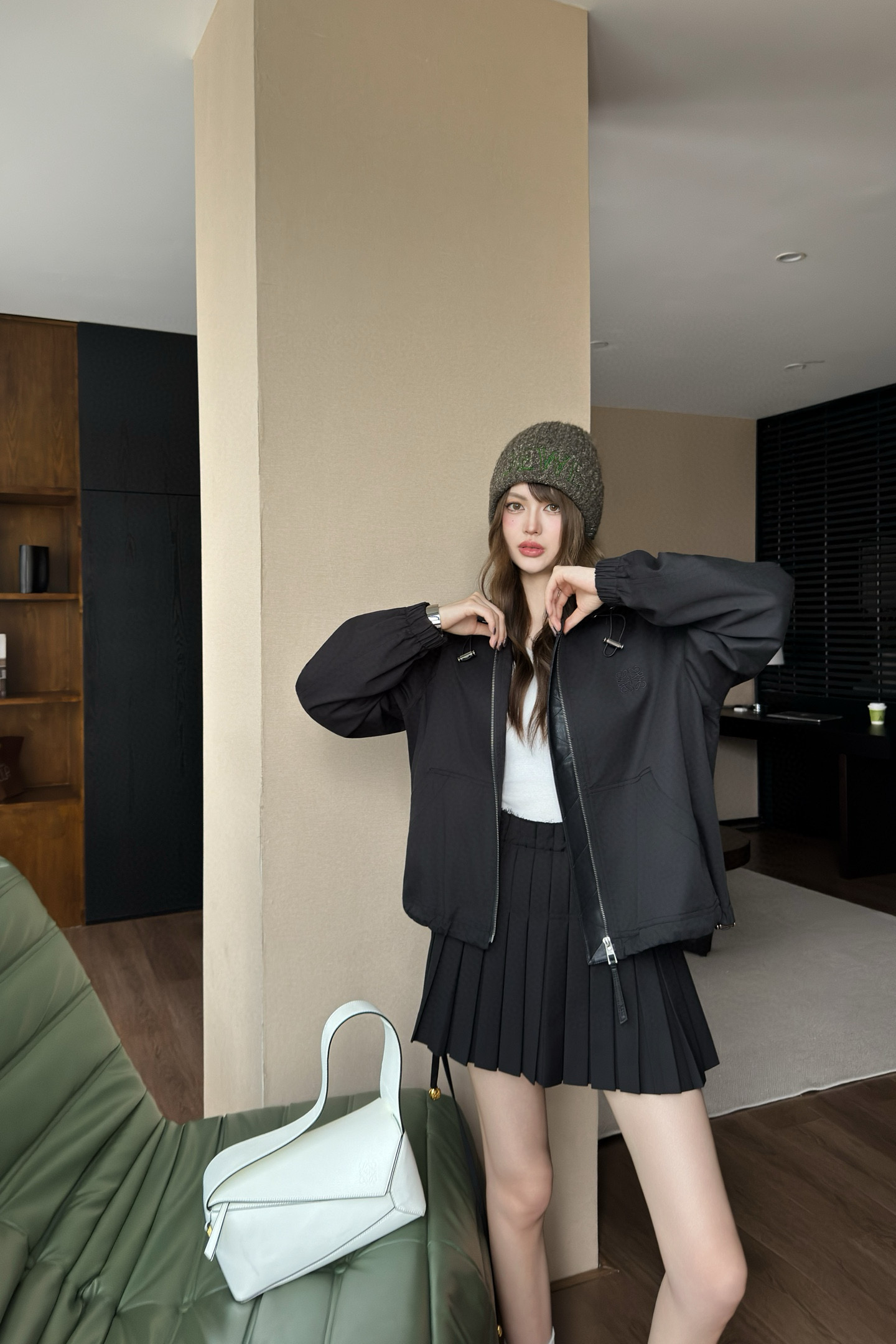 i1755611403629 1235 0 2