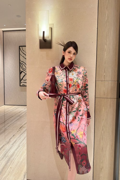 Gucci 2025FW Floral Print Belted Shirt Dress, Elegant Everyday Style 1 Gucci 2025FW Floral Print Belted Shirt Dress, Elegant Everyday Style