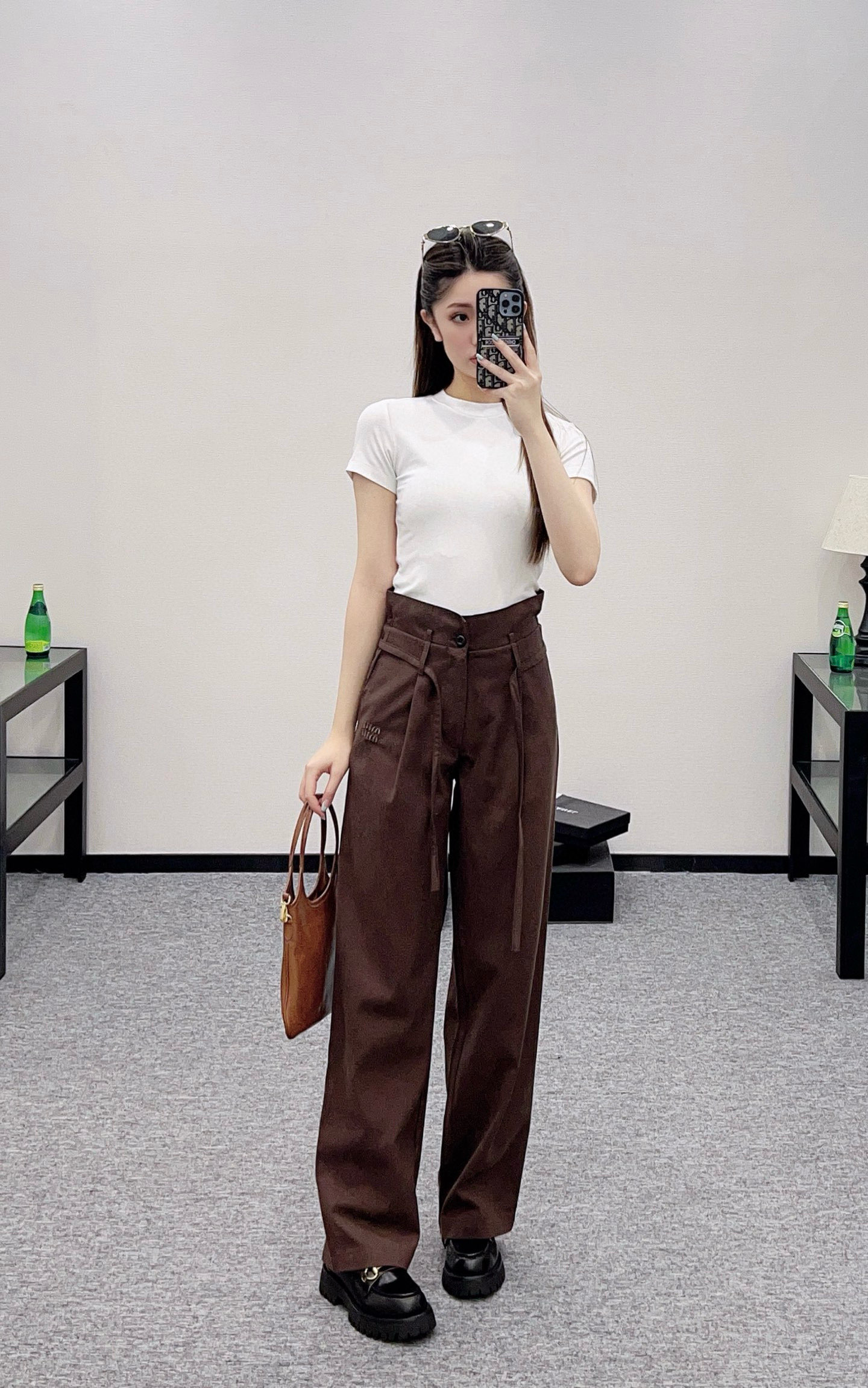 Miu Miu 2025 Women's High-Waisted Wide Leg Casual Pants with Tie Detail 2 i1756219924252 869 0 1