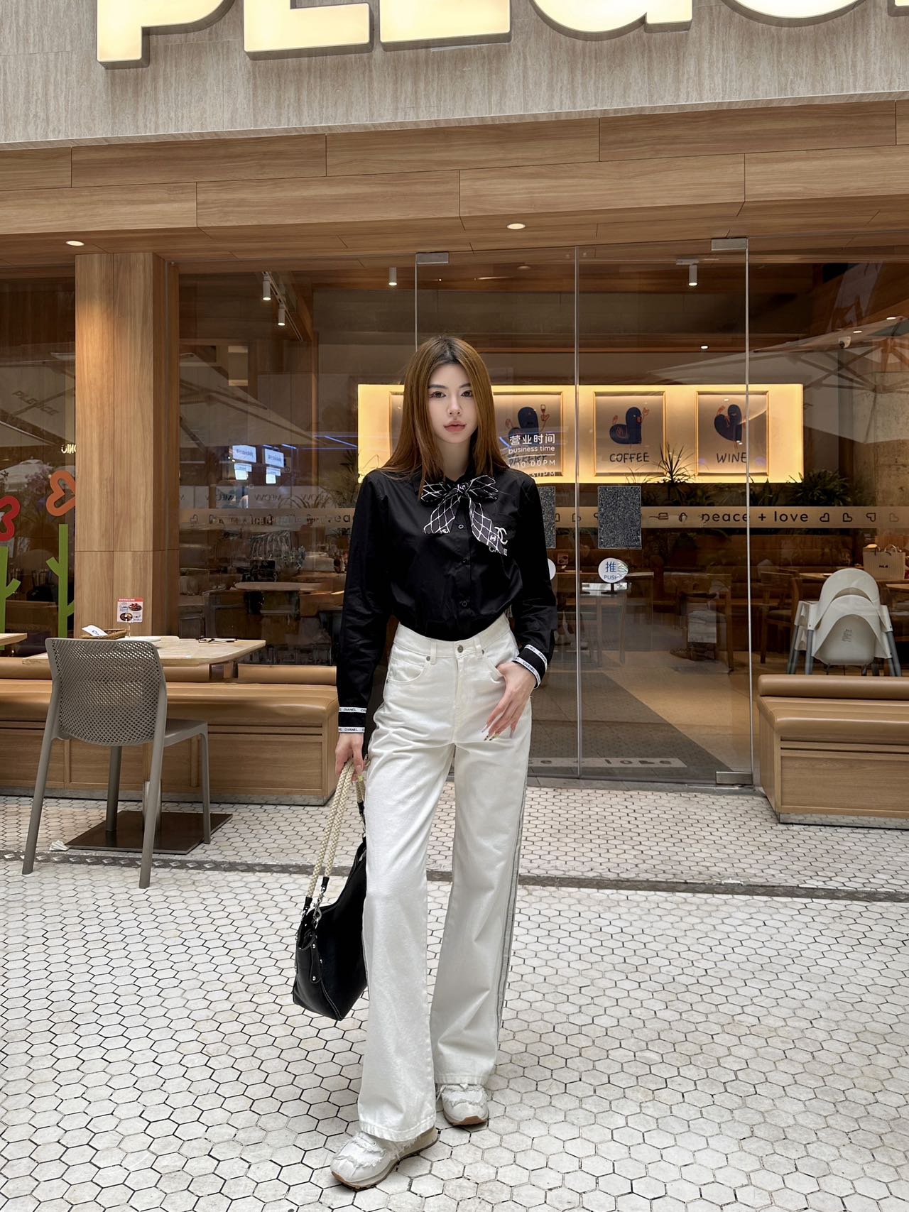 Chanel 2025FW Trendy Blouse Classic Style with Scarf - Must-Have Item 1 i1757516935180 4535 0 0