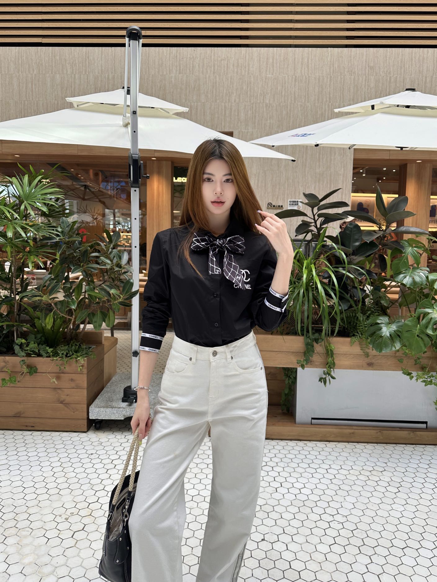 Chanel 2025FW Trendy Blouse Classic Style with Scarf - Must-Have Item 6 i1757516935512 938 0 5