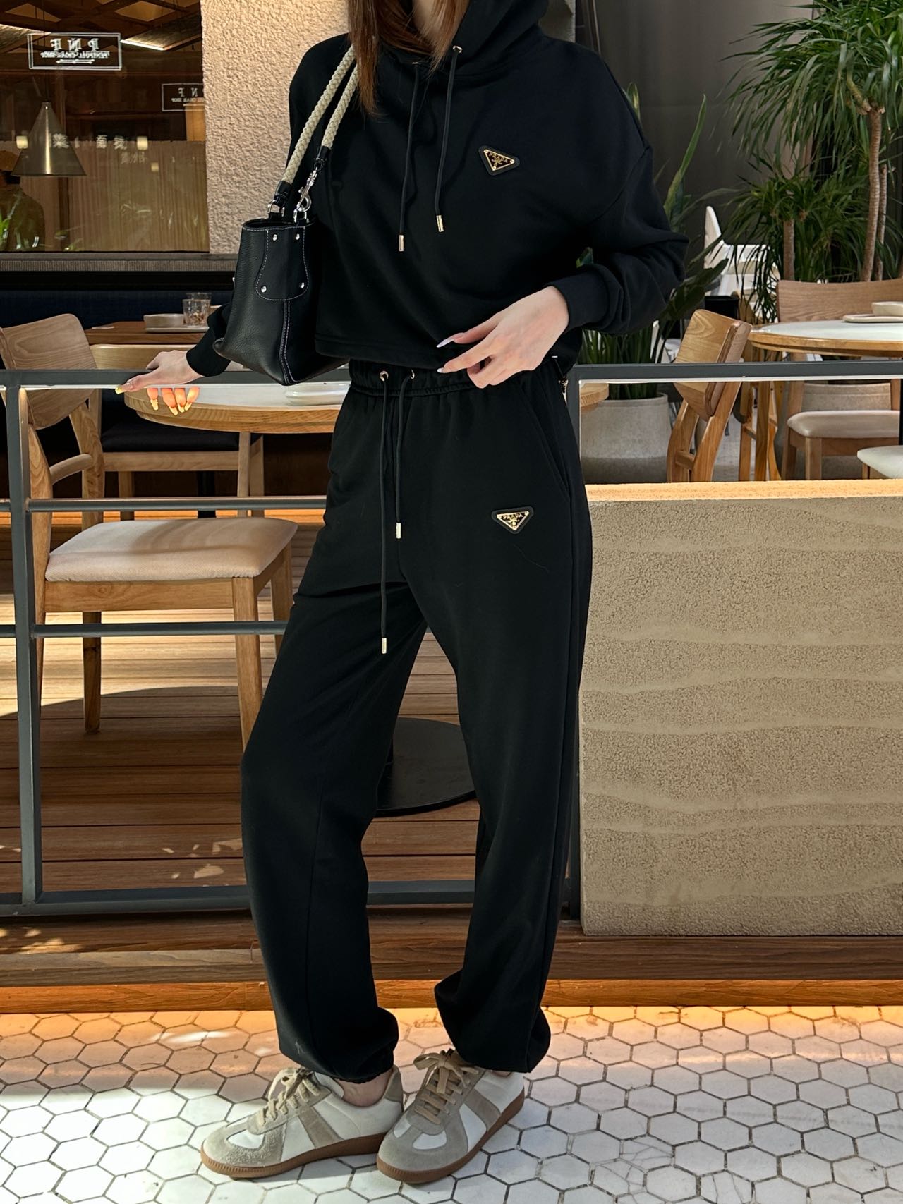 Prada 2025FW Lightweight Slimming Tracksuit - Elegant & Chic 6 i1759246525495 7278 0 5
