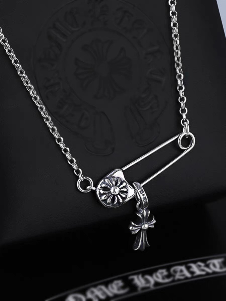 NO:109443,Croat 925 sterling silver pin necklace personalized retro cross Croat couple 2.5mm paper, jewelry boutique, necklace, pure silver19860909剋罗伈925纯银别针项链个性复古十字架剋羅伈情侣2.5mm回形,饰品精品,necklace,pure silver,Jewelry
