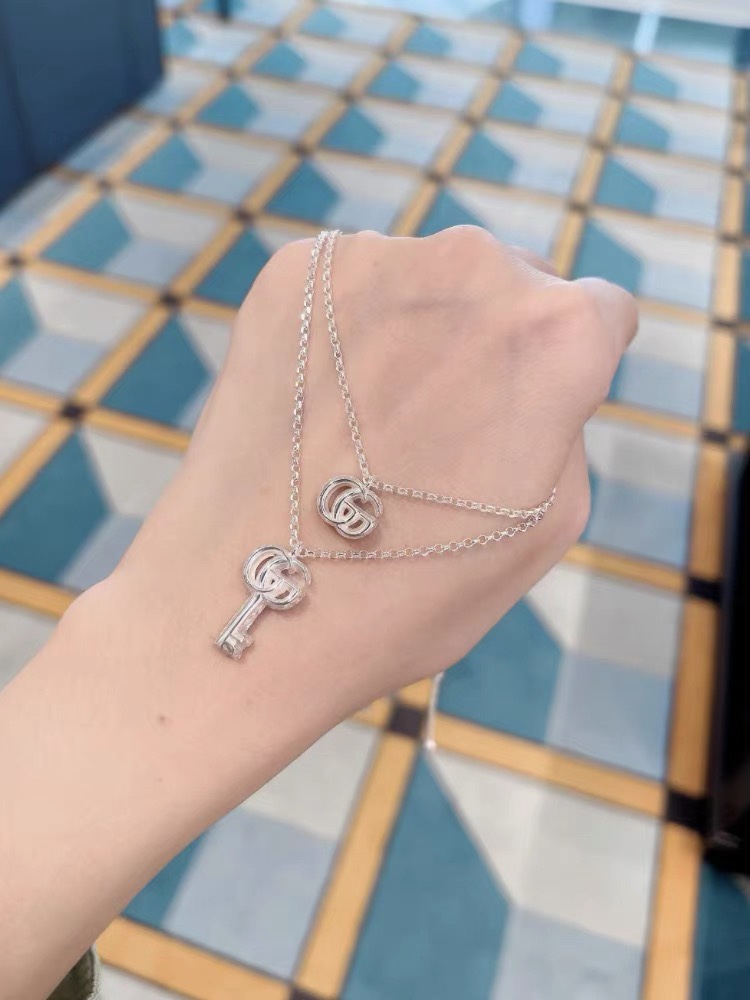 Gucci 手环