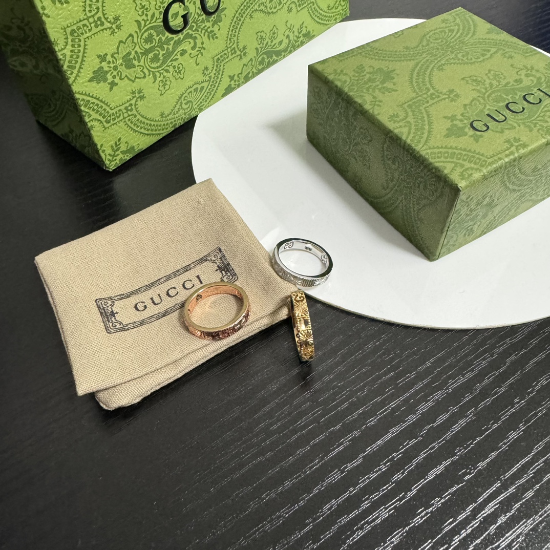 Gucci 香港 GUCCI古奇饰品首饰戒指18K金镂空刻花星星ICON尺码6-11