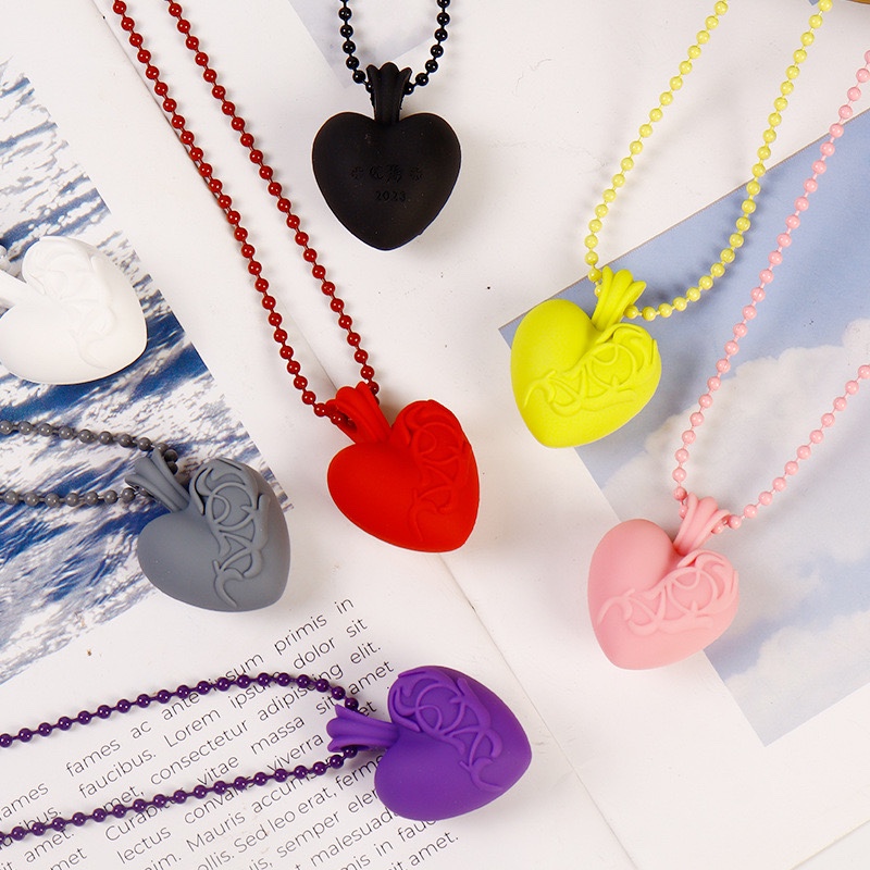 NO:105167,Love necklace summer color necklace necklace women's colored resin heart necklace cross necklace, jewelry boutique, necklace19860909爱心项链夏季彩色项链颈链女款彩色树脂心形项链十字架项链,饰品精品,necklace,Jewelry