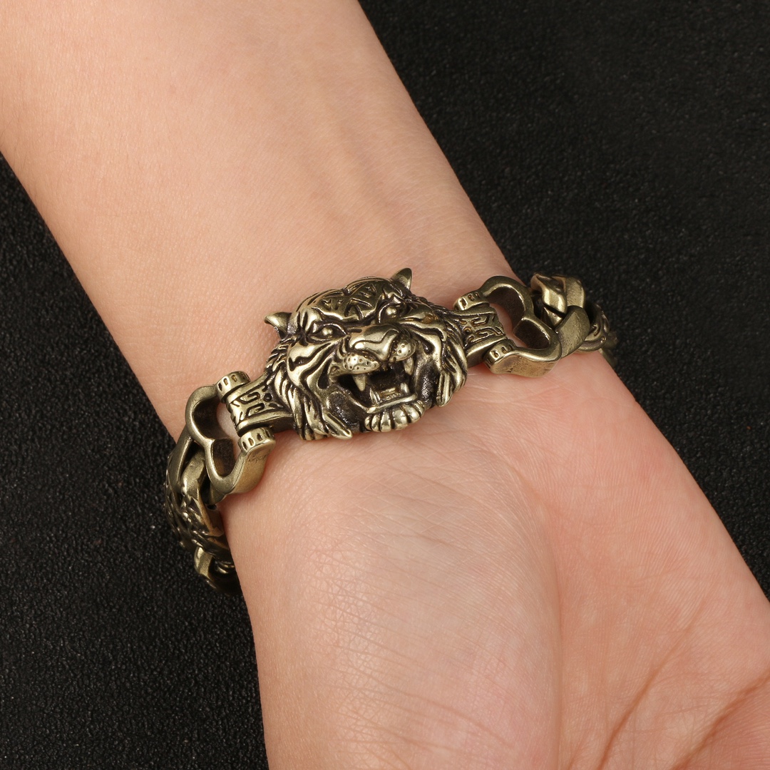 Celine Haute Couture Haute Couture Fine Jewelry Piece Ref.9735D2E6 4