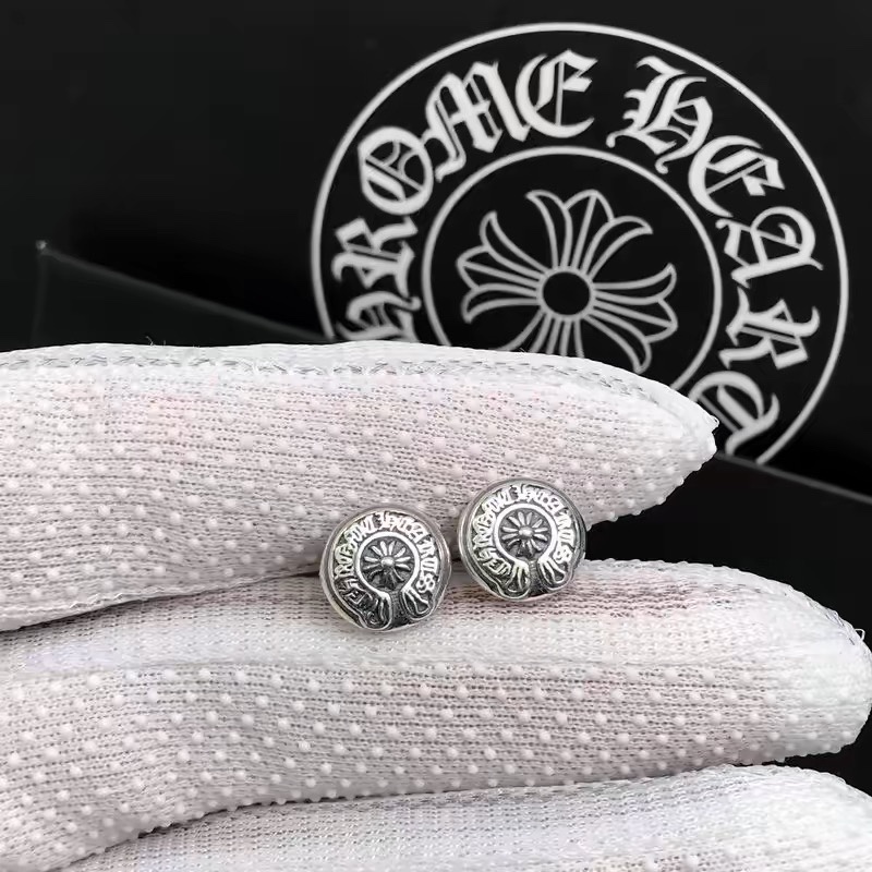 NO:114135,Croheart cross original ear plug ear studs for men and girlfriend punk horseshoe print retro Thai silver earrings, jewelry boutique, chrome hearts19860909克罗心十字架原装耳堵耳钉男女朋克马蹄印复古泰银耳钉,饰品精品,chrome hearts,Jewelry