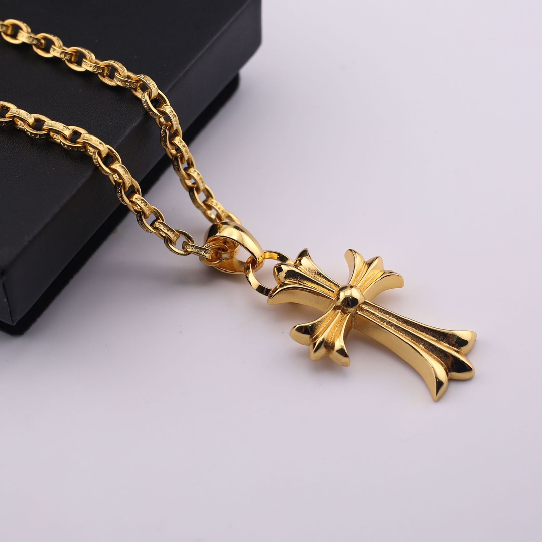 Vintage Gold-Tone Horseshoe Bar Pendant Necklace - Comprehensive 4