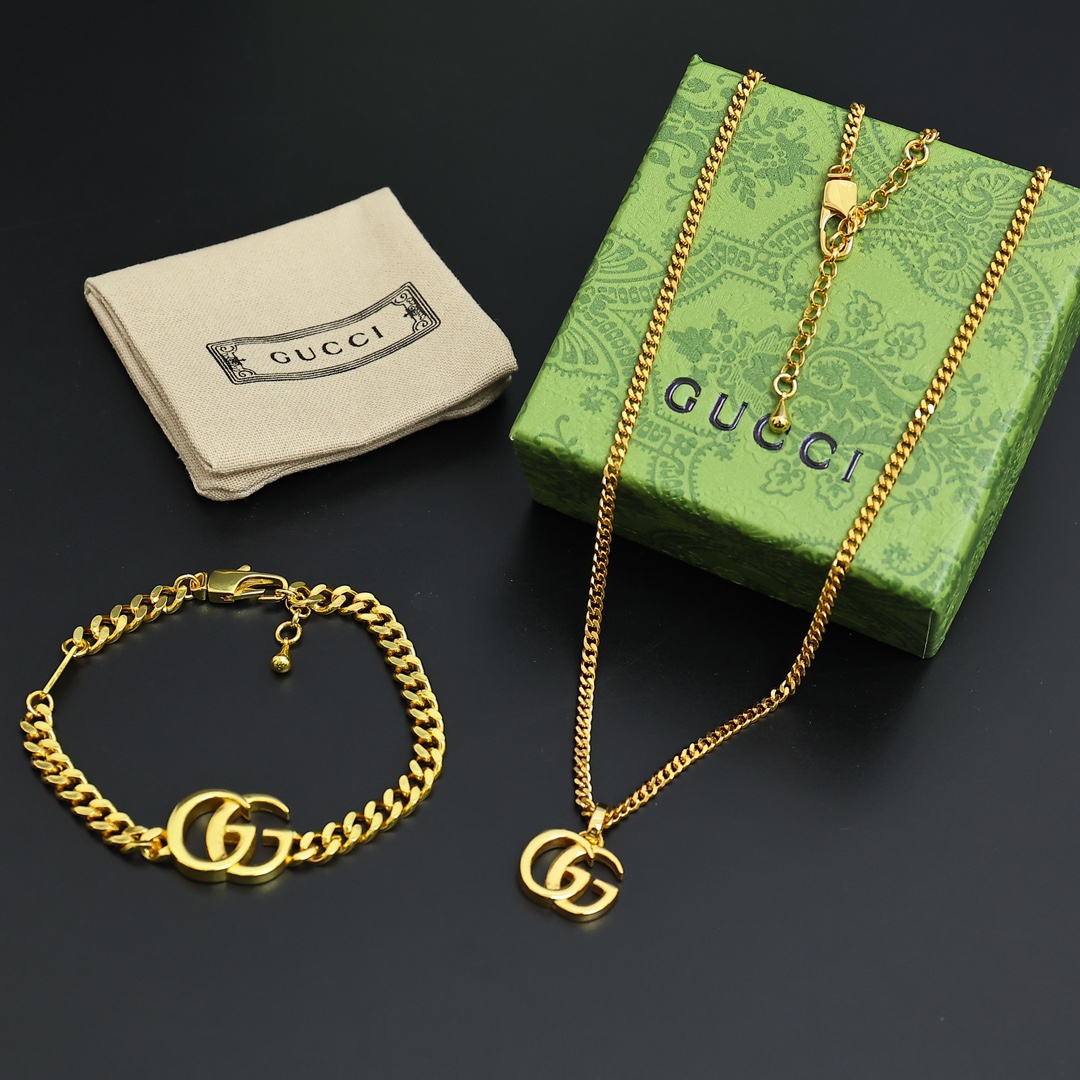NO:108375,Necklace 90 bracelet 85 GUCCI Gucci GG Marmont series chain bracelet size 18-20-22, jewelry quality, gucci, gucci, necklace, bracelet19860909项链90手链85 GUCCI古驰GG Marmont系列链条手链尺寸18-20-22,饰品精品,gucci,gucci,necklace,bracelet,Jewelry