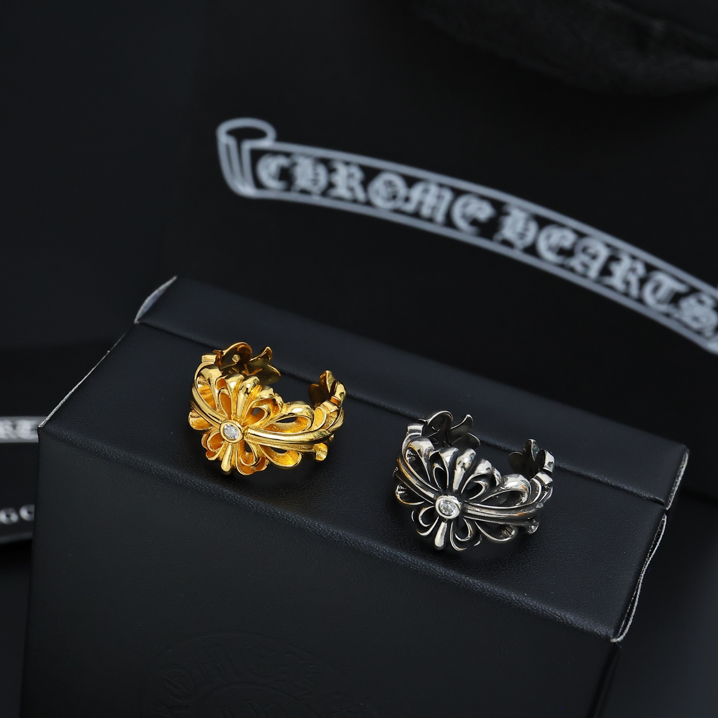 NO:115529,Too handsome and exciting the latest model Croxin, no explosion, factory direct sales, original one-to-one reproduction, Croxin opens her mouth, jewelry boutique, chrome hearts19860909太帅爆了最新款克罗心 不爆不发 厂家直销 原版一比一复刻 克罗心开口,饰品精品,chrome hearts,Jewelry