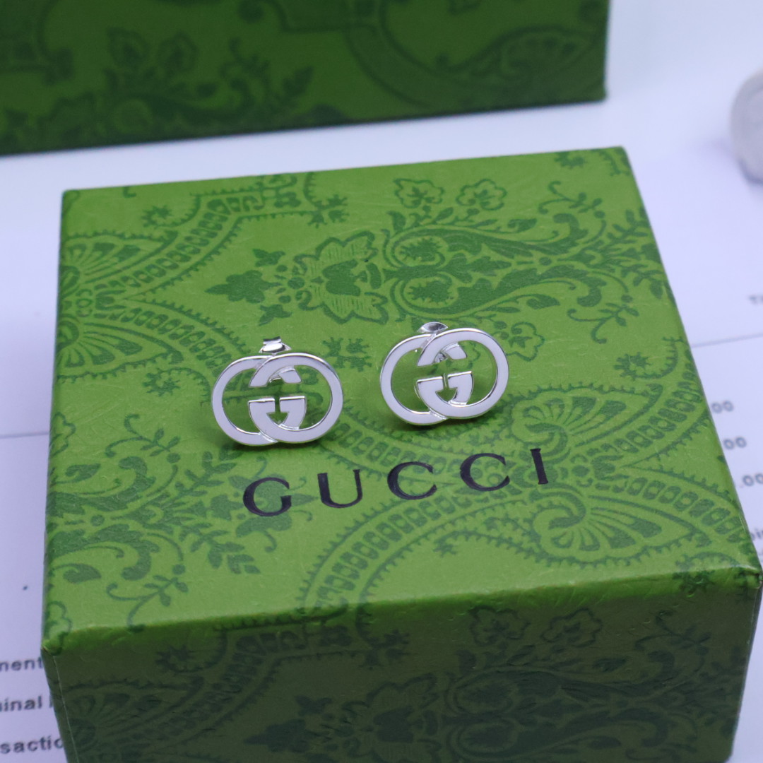 Gucci Interlocking系列耳钉