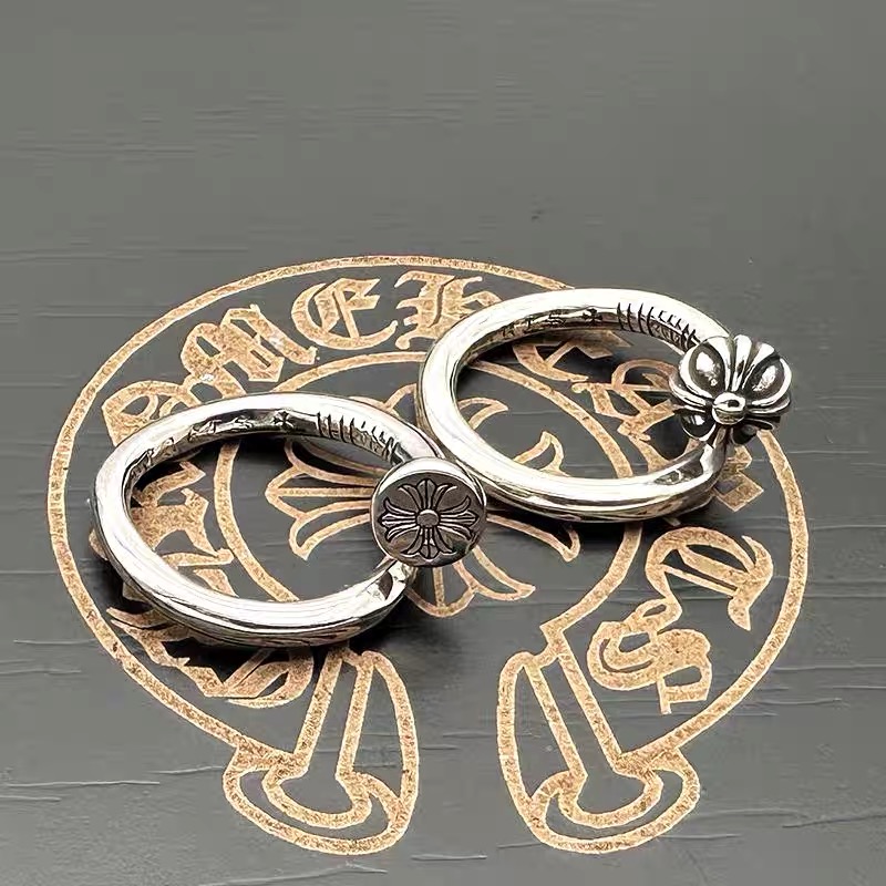 NO:105279,Cross flower ring men and women retro old Croheart style cross nails not fading niche hip-hop rings, jewelry boutique, chrome hearts, ring19860909十字花戒指男女复古做旧克罗心风格十字架钉子不掉色小众嘻哈指环,饰品精品,chrome hearts,ring,Jewelry