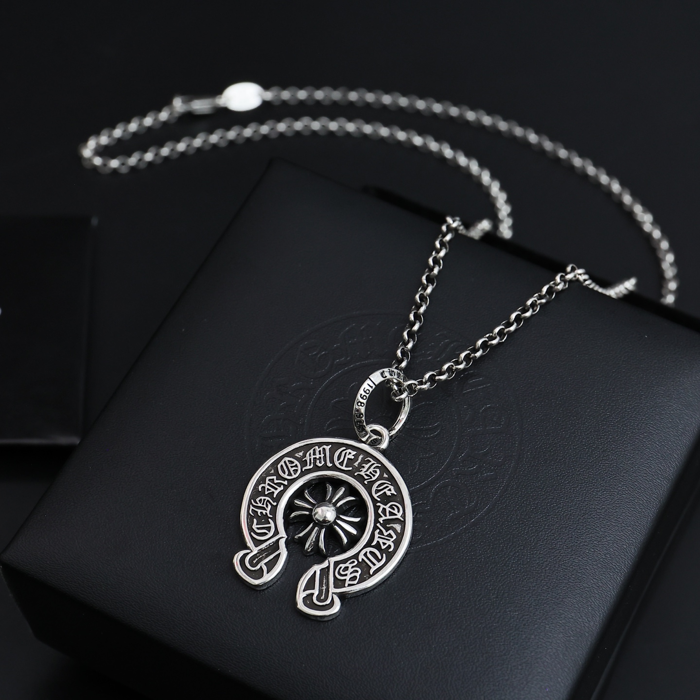 Chrome Hearts 太帅爆了最新款克罗心