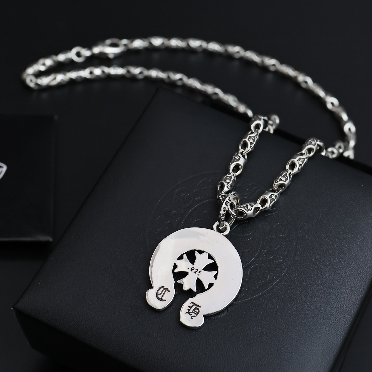 Chrome Hearts 太帅爆了最新款克罗心