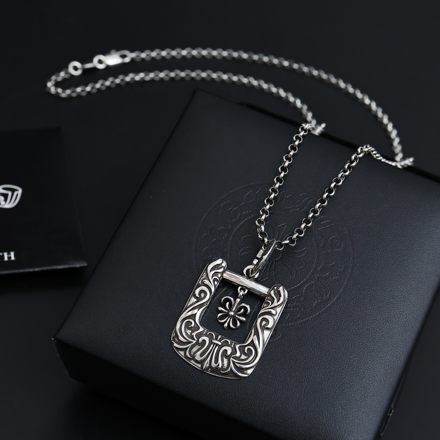 Chrome Hearts 太帅爆了最新款克罗心
