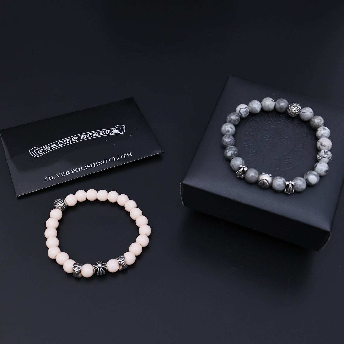 NO:558000,So handsome, the latest Chrome Hearts. No explosions, no hair. Factory direct sales. Original one-to-one reproduction. Chrome Hearts retro bracelets, fine jewelry, chrome hearts.19860909太帅爆了最新款克罗心 不爆不发 厂家直销 原版一比一复刻 克罗心复古手串,饰品精品,chrome hearts,Jewelry