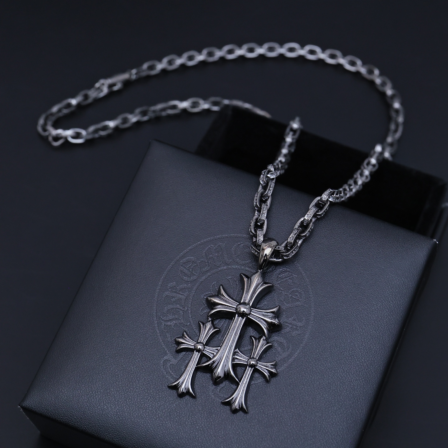 Chrome Hearts 太帅爆了最新款克罗心