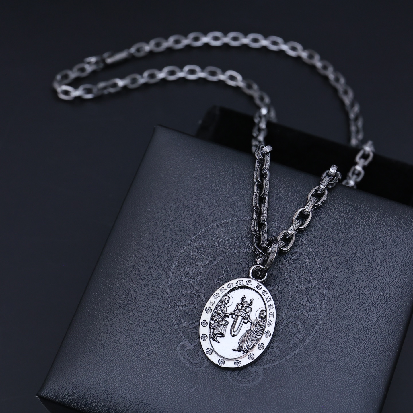 Chrome Hearts 太帅爆了最新款克罗心