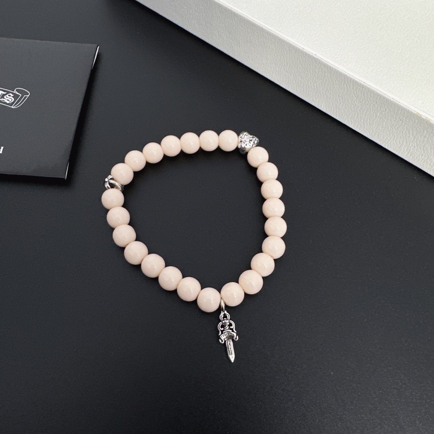 NO:555591,So handsome, the latest Chrome Hearts. No explosions, no hair. Factory direct sales. Original one-to-one reproduction. Chrome Hearts retro bracelets, fine jewelry, chrome hearts.19860909太帅爆了最新款克罗心 不爆不发 厂家直销 原版一比一复刻 克罗心复古手串,饰品精品,chrome hearts,Jewelry