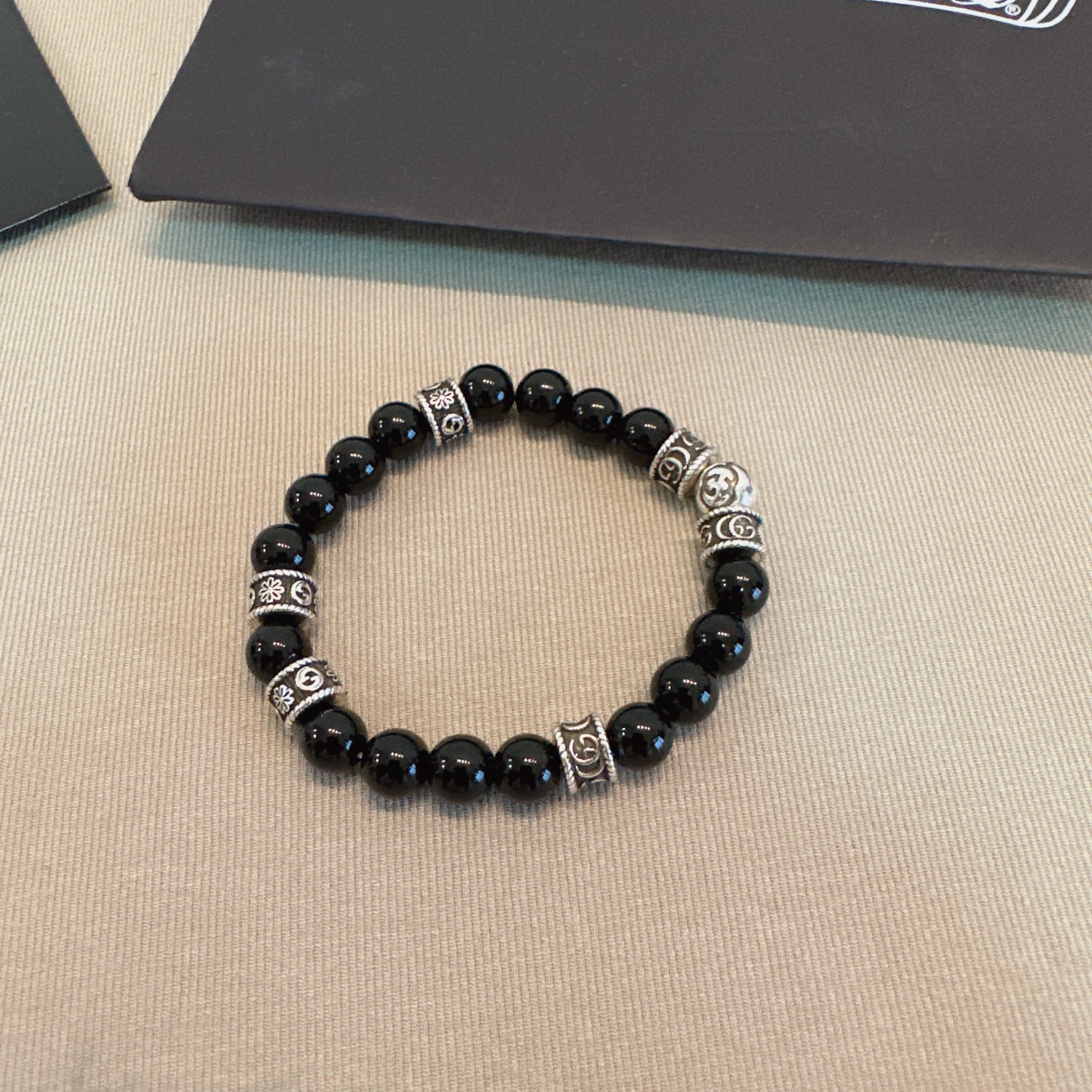 Gucci 新作手串 高級感あふれるデザイン