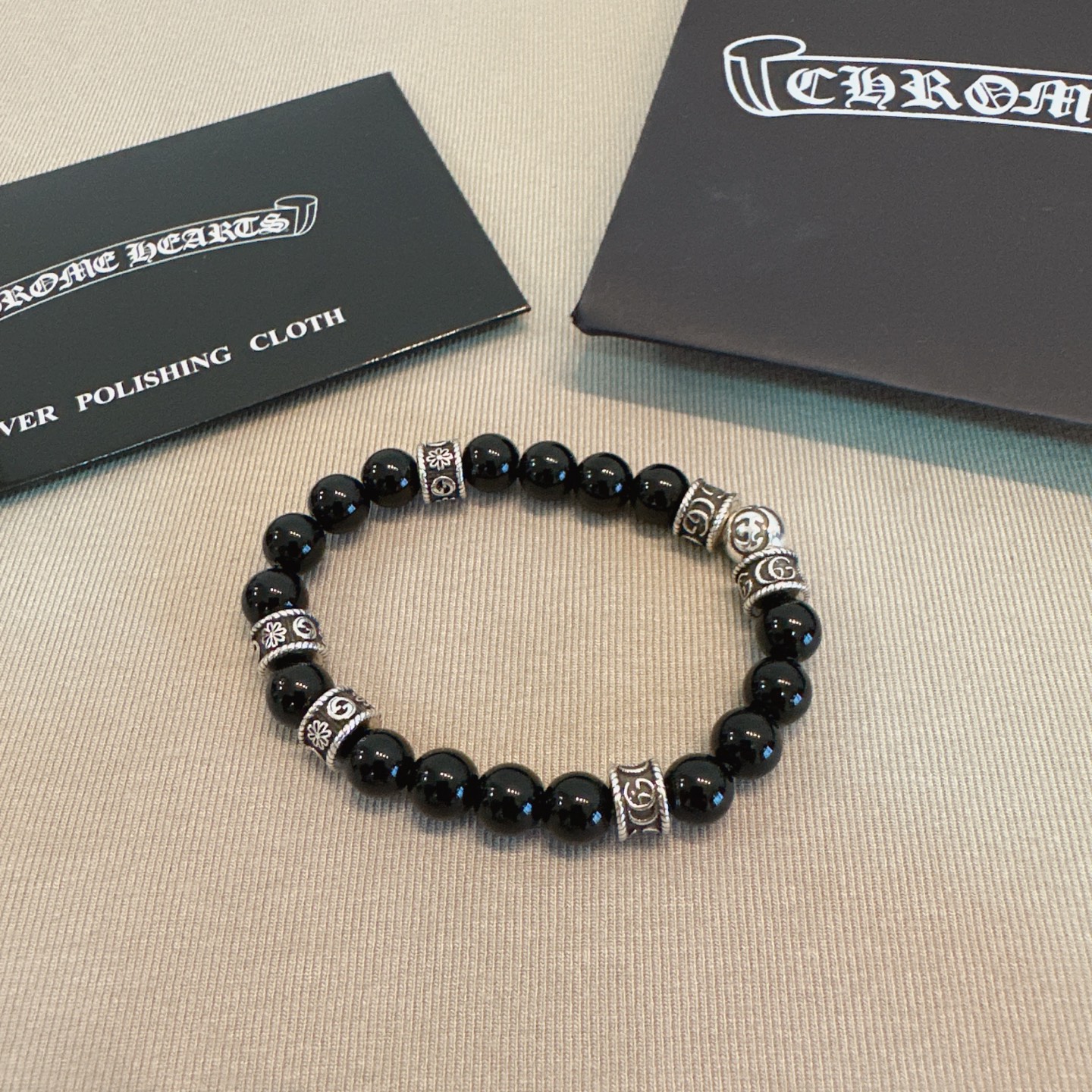 Gucci 新作手串 高級感あふれるデザイン