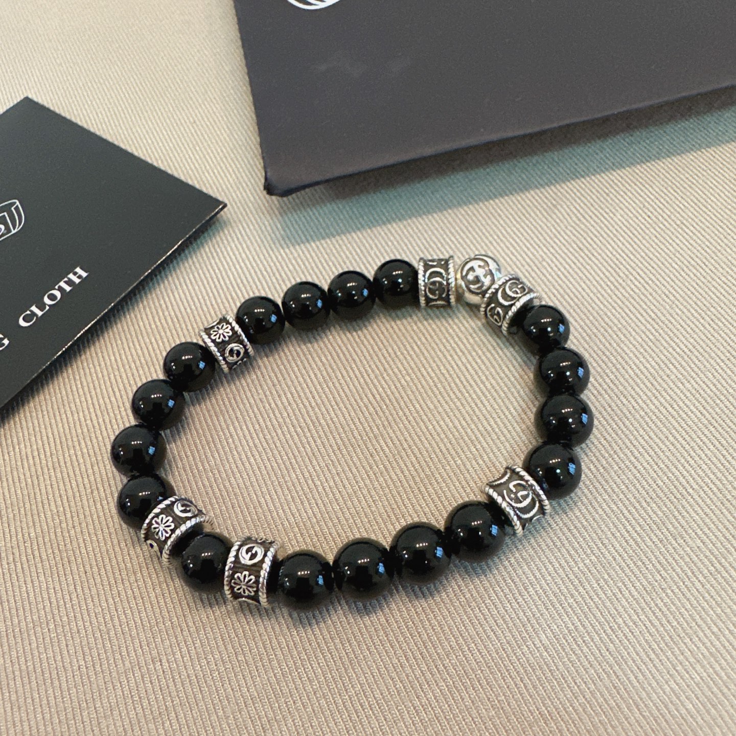 Gucci 新作手串 高級感あふれるデザイン