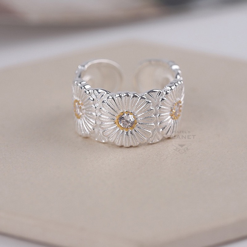 “Karen’s Daisy Ring: A Timeless Symbol of Love and Connection” - 图片 4