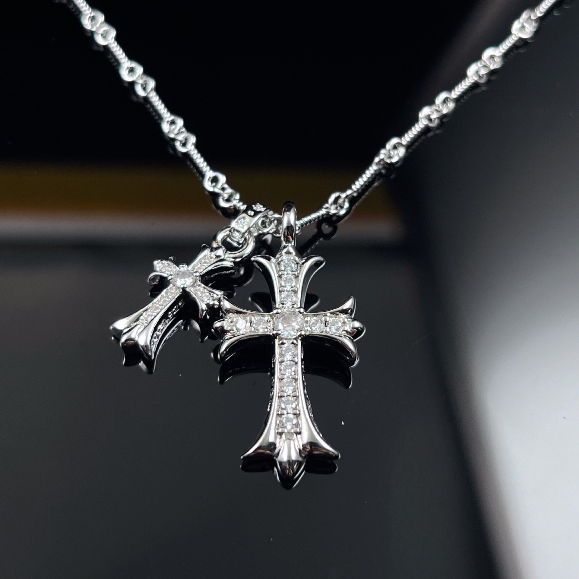 クロスシンボルデザイン ダブルペンダントネックレス スターモチーフ