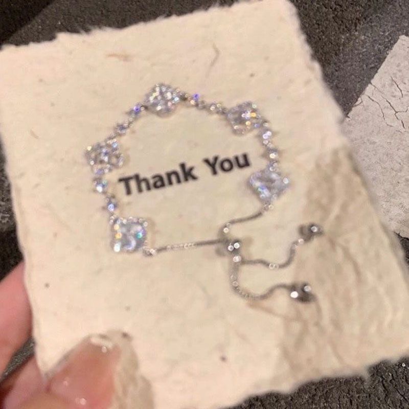 NO:377897,Frosty four-leaf clover zircon bracelet with exquisite temperament and light luxury design, high-quality white appearance, best friend bracelet, bracelet19860909冷淡四叶草锆石手链气质精致轻奢设计感高显白颜值闺蜜手镯手饰,饰品精品,bracelet,bracelet,Jewelry