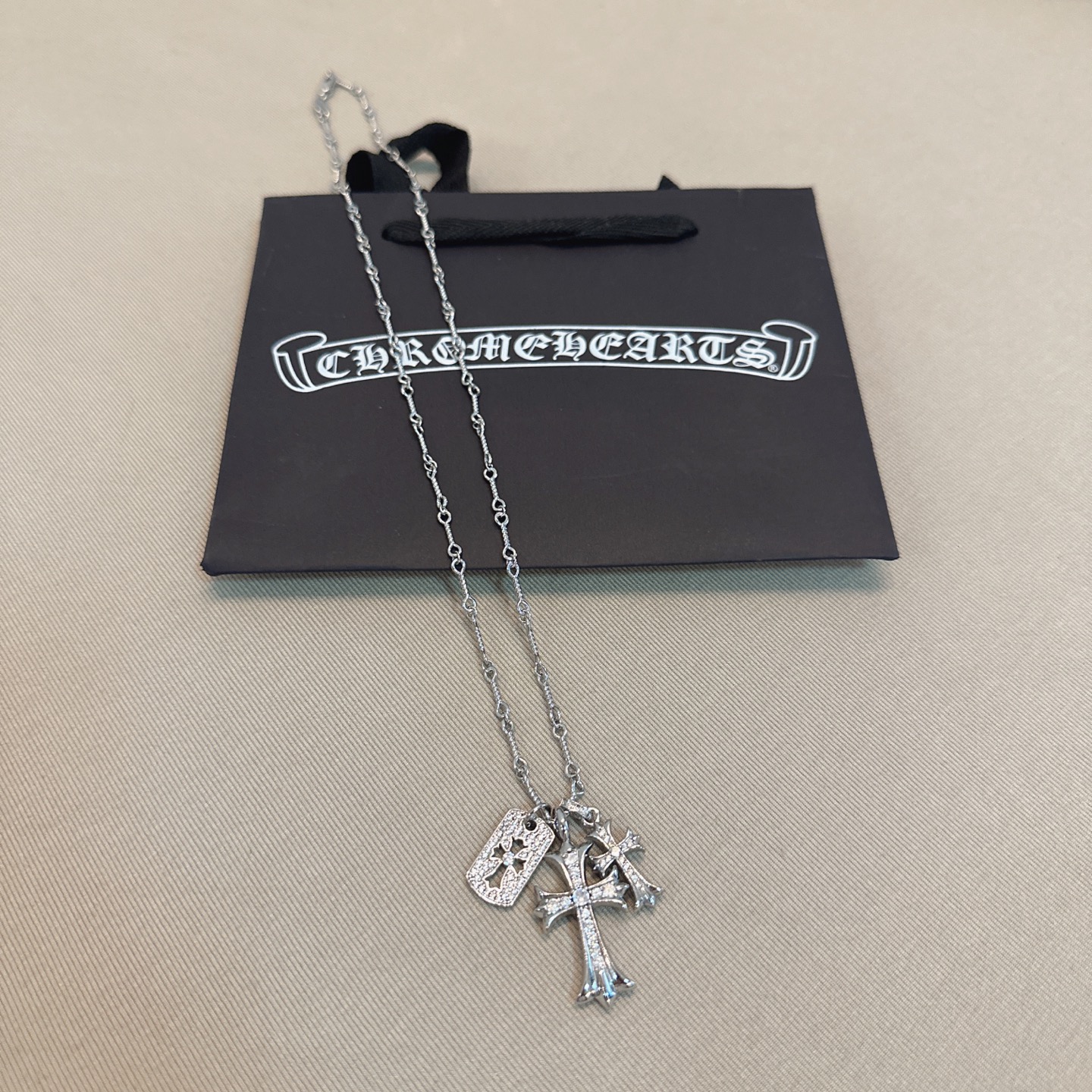 NO:380115,Croxin Manufacturer direct sales price Original one-to-one reproduction, same style for men and women Croxin necklace, jewelry boutique, chrome hearts, necklace19860909克罗心 厂家直销价 原版一比一复刻 男女同款 克罗心项链,饰品精品,chrome hearts,necklace,Jewelry